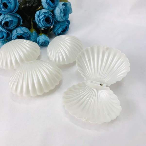 Tahtakale Toptancı Plastik İstiridye Hediyelik Kutu 8.5 CM (30 Adet)